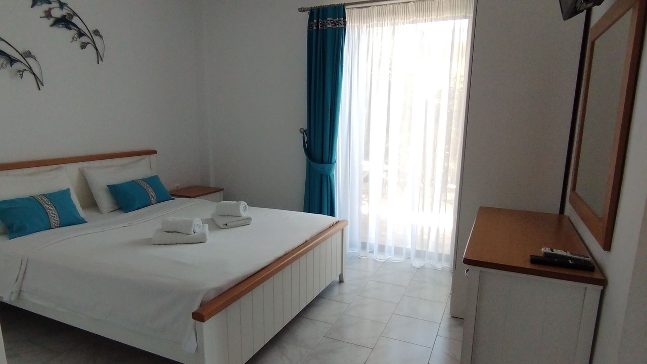 Photo of Bedroom in Mourteri