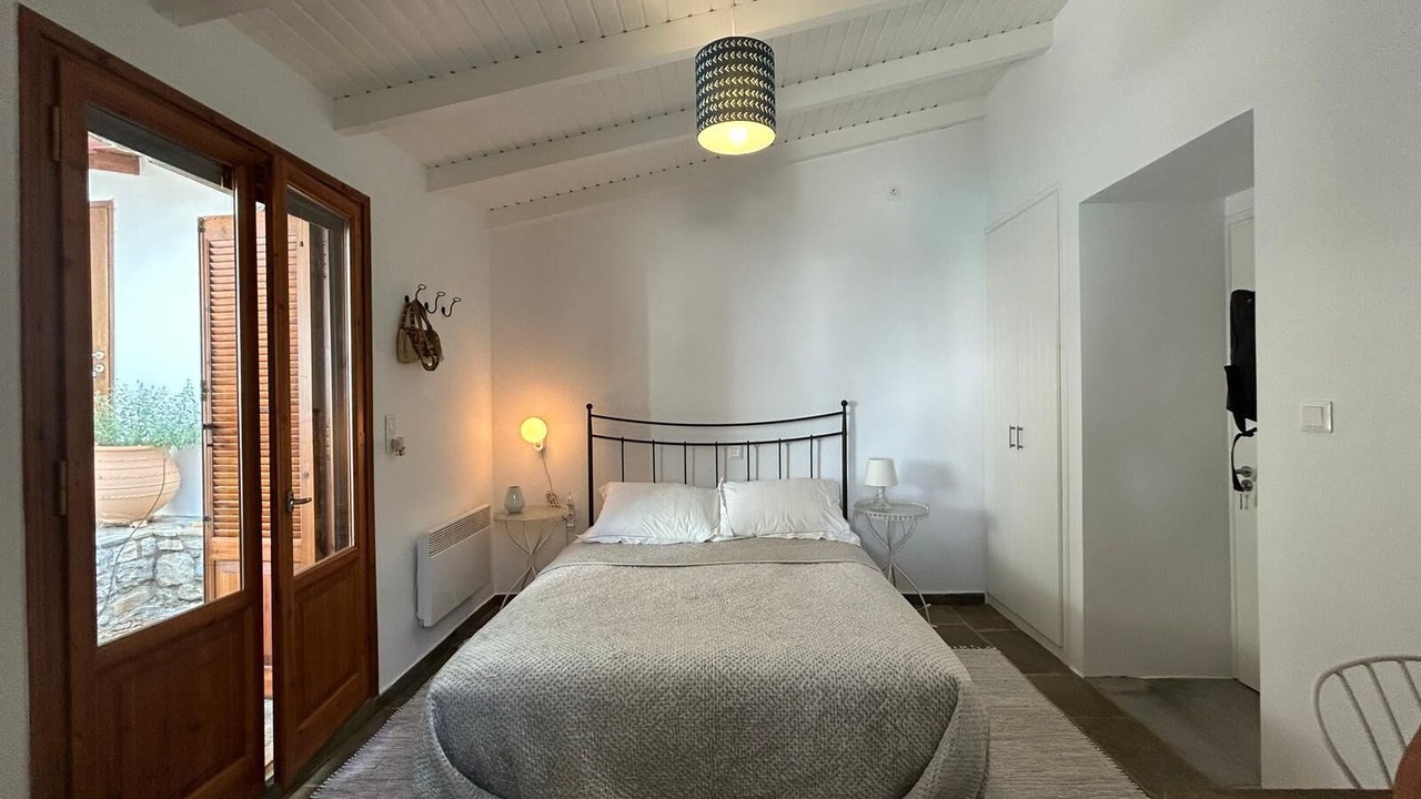 Photo of Bedroom in Kymi-Aliveri
