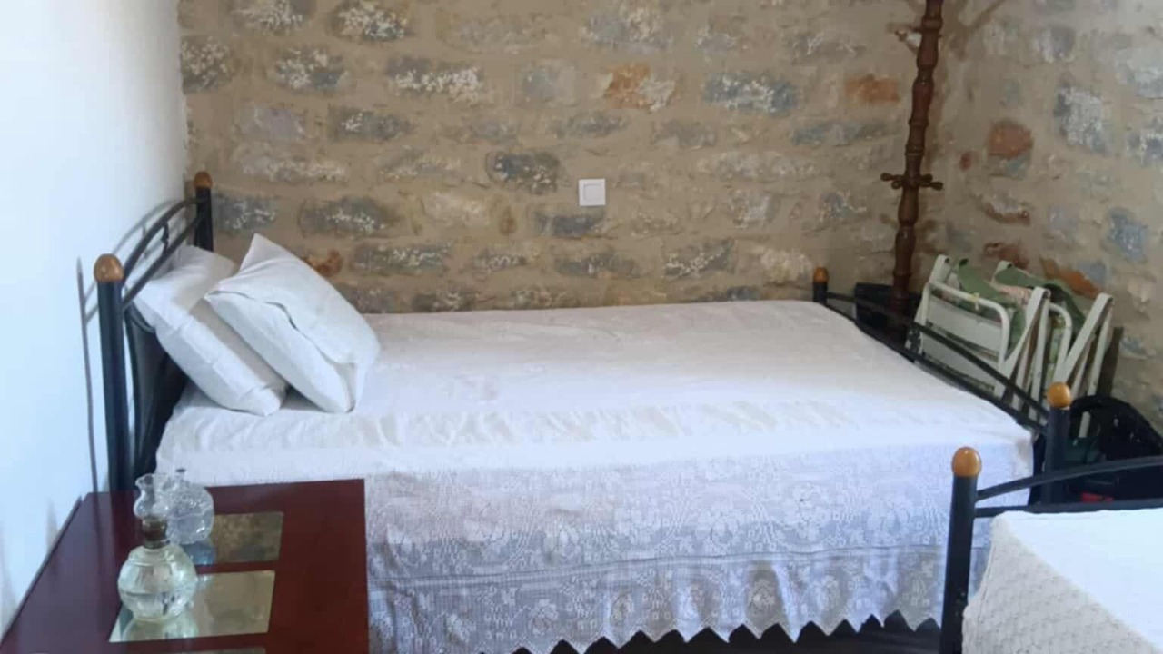 Photo of Bedroom in Omales