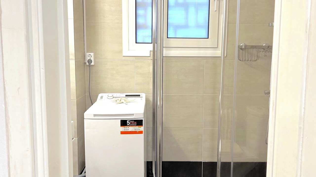 Photo of Bathroom in Ilisia