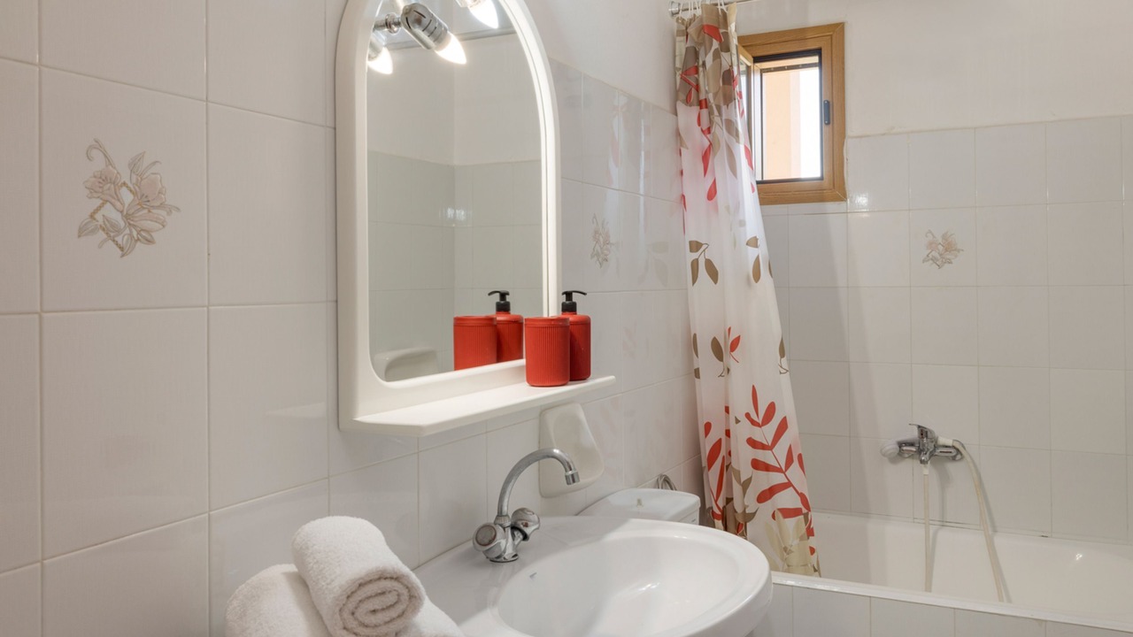 Photo of Bathroom in Lakithra