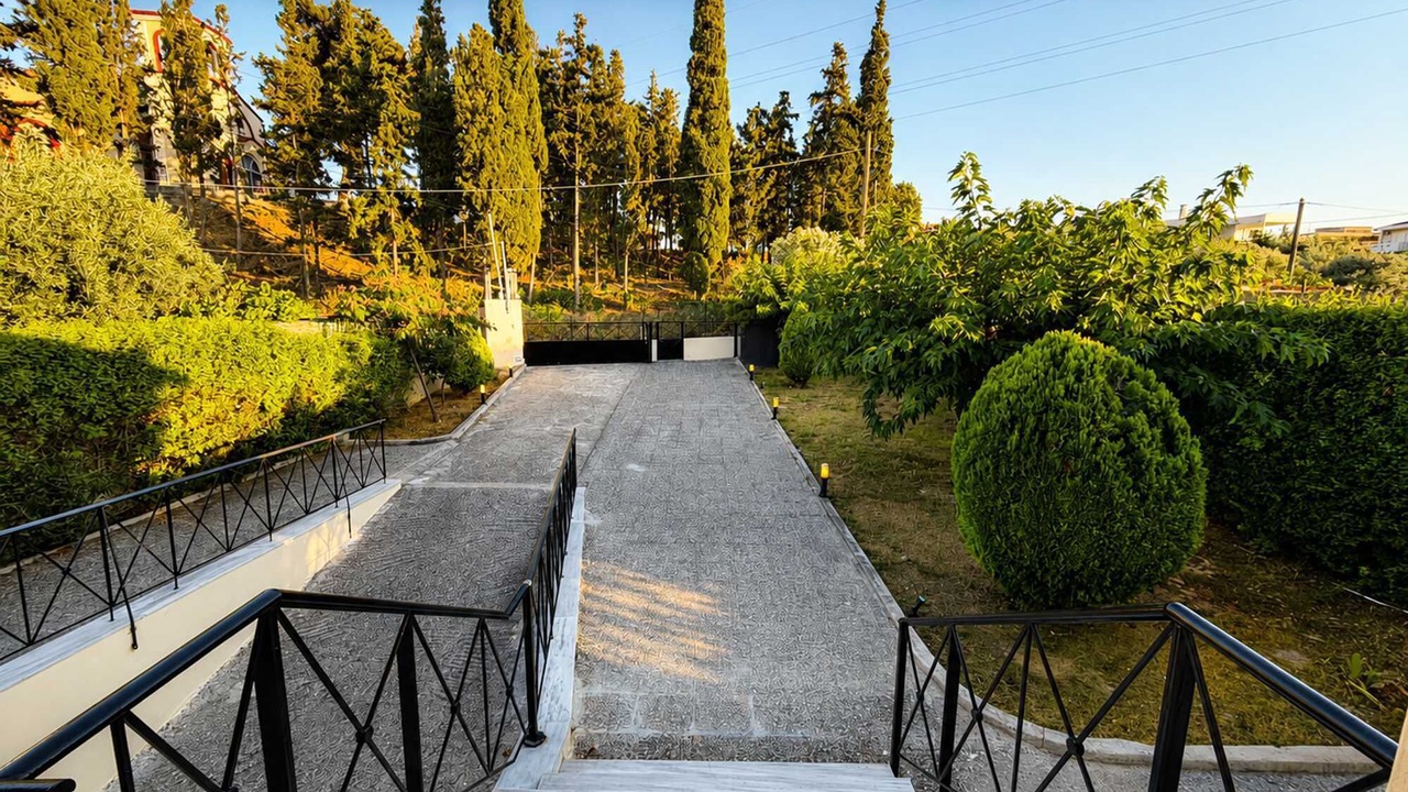 Photo of Outdoor in Assos-Lechaio