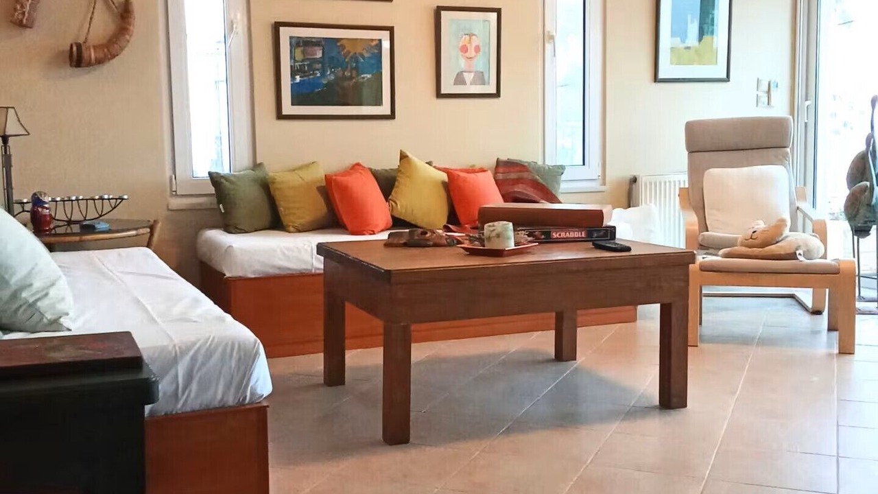 Photo of Livingroom in Theologos
