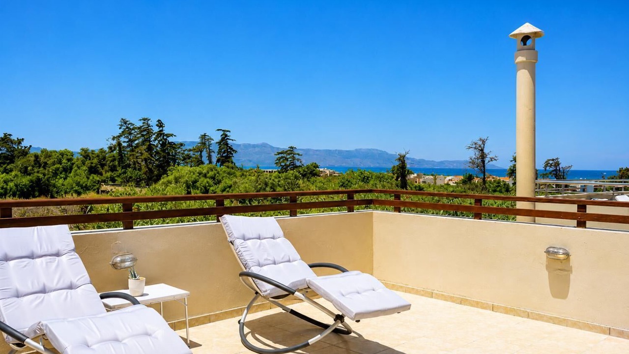 Photo of Patio Balcony in Platanias Town