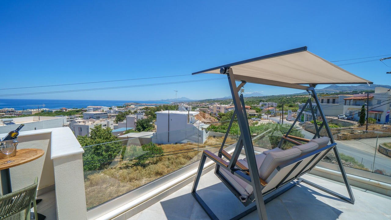 Photo of Patio Balcony in Violi Charaki