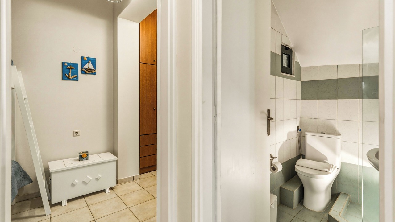Photo of Bathroom in Archanes-Asterousia