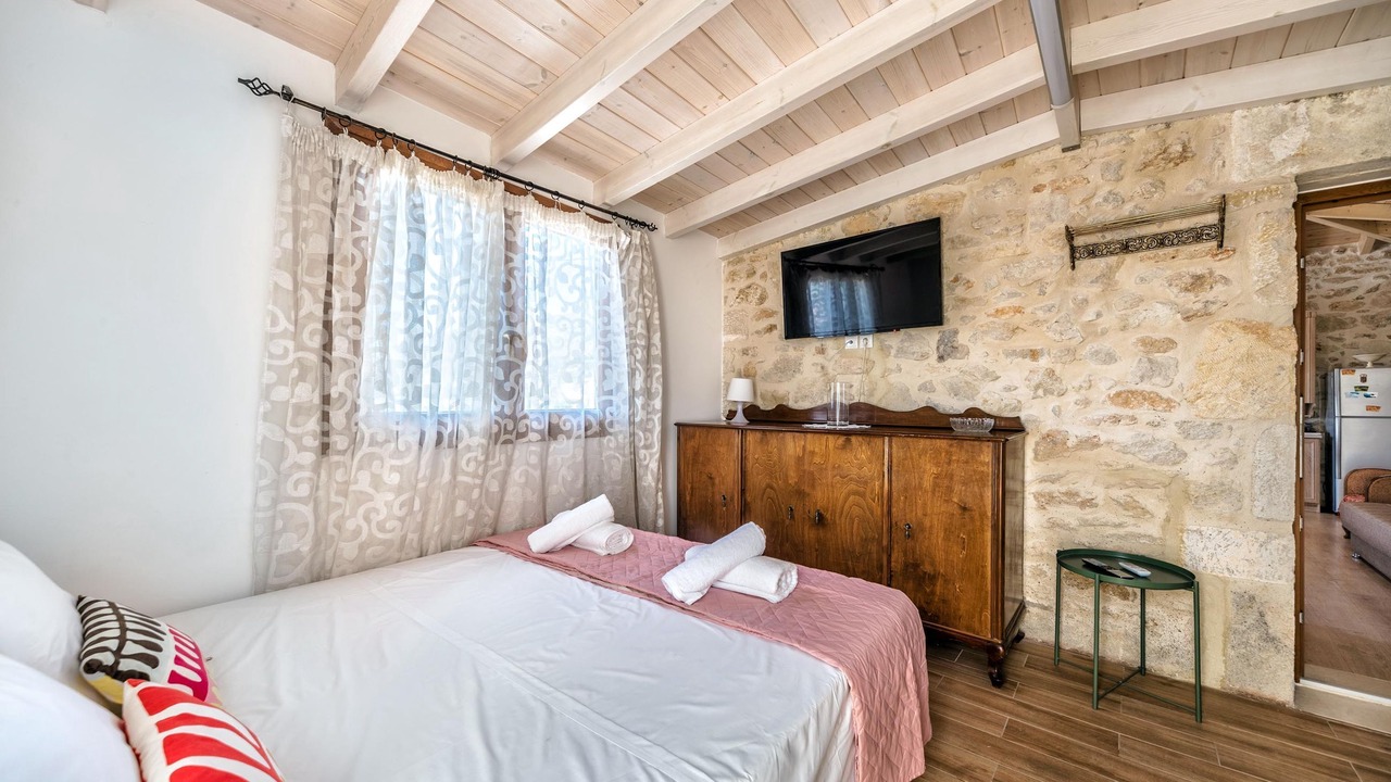 Photo of Bedroom in Archanes