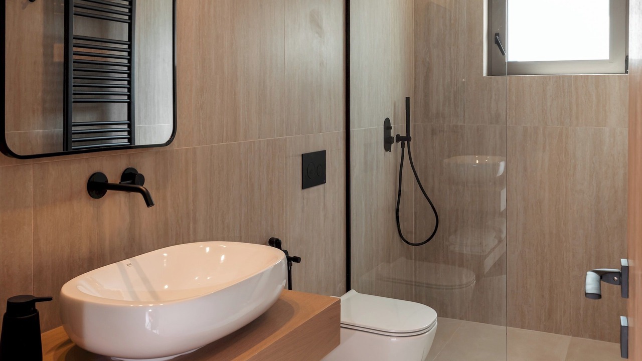 Photo of Bathroom in Vathianos Kampos
