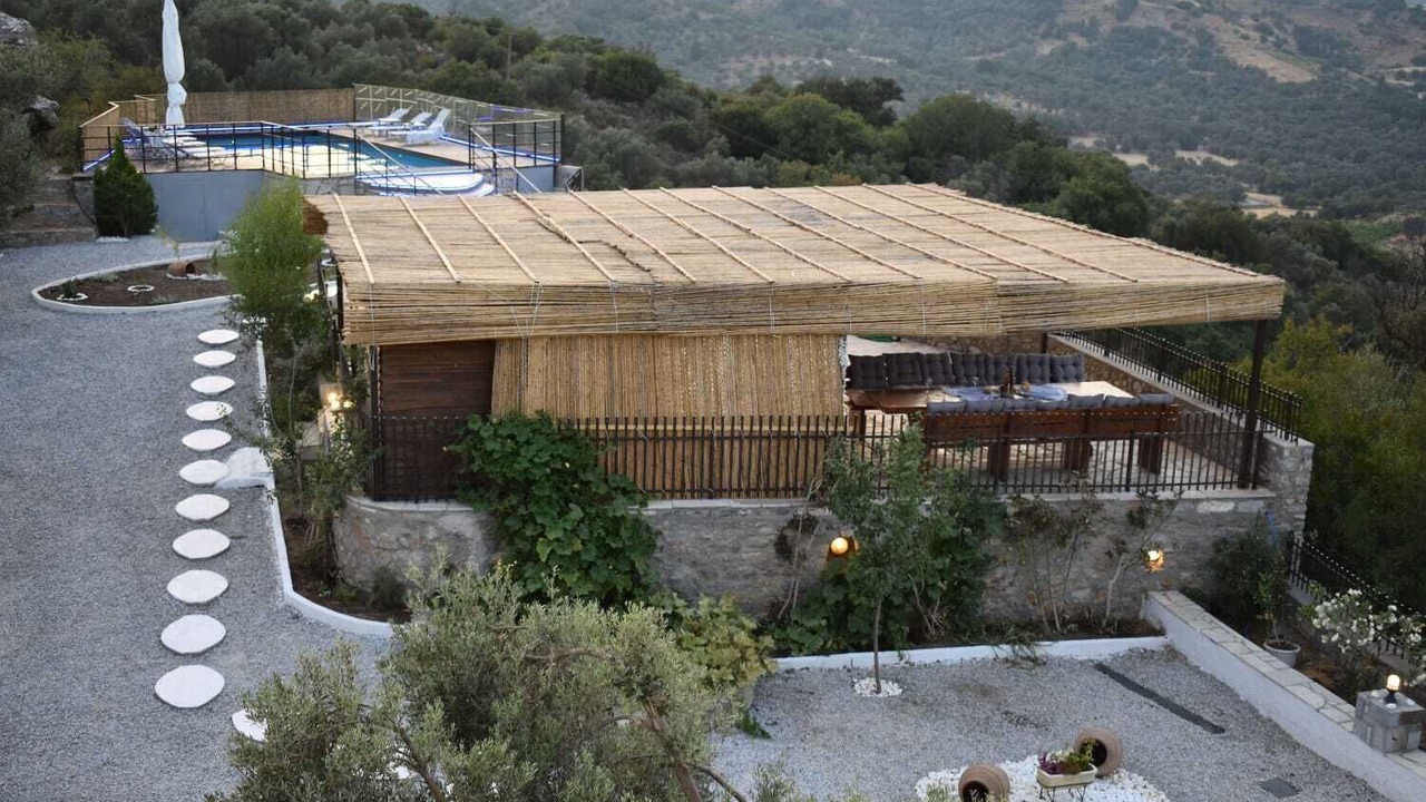Photo of Outdoor in Amari