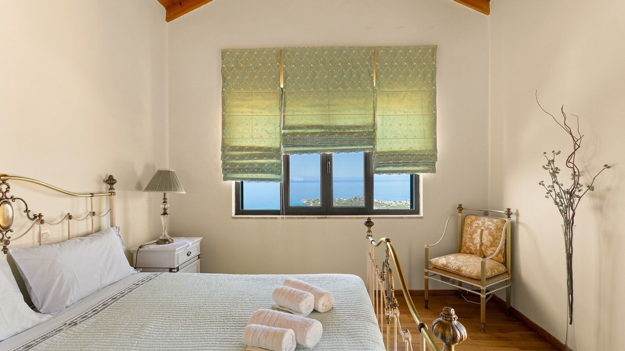 Photo of Bedroom in Lefktron
