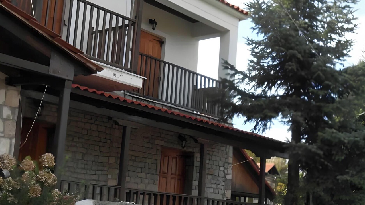 Photo of Outdoor in Lake Plastiras