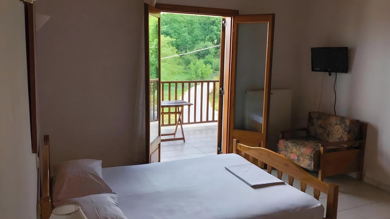 Photo of Bedroom in Lake Plastiras