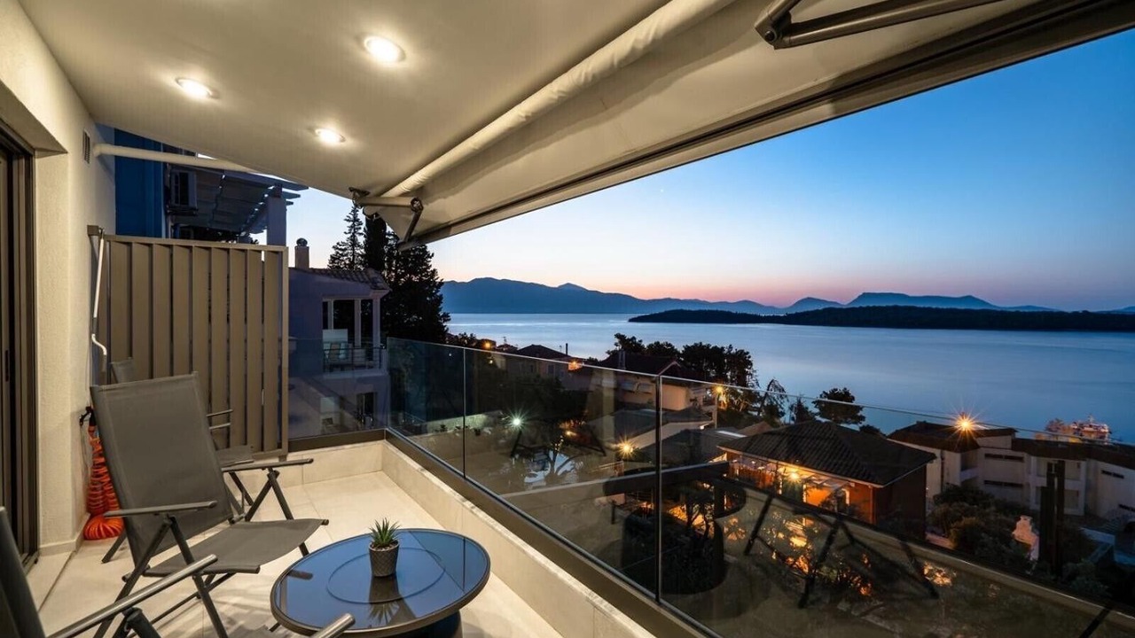 Photo of Patio Balcony in Perigiali
