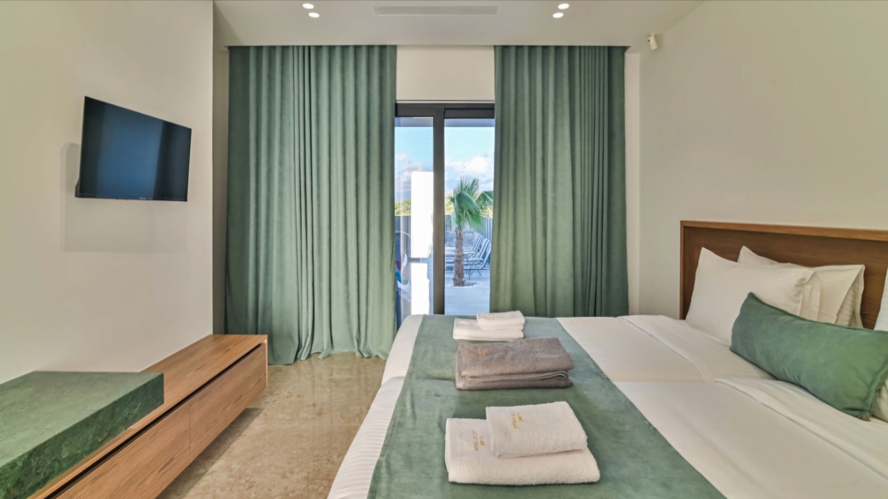 Photo of Bedroom in Minoa Pediada
