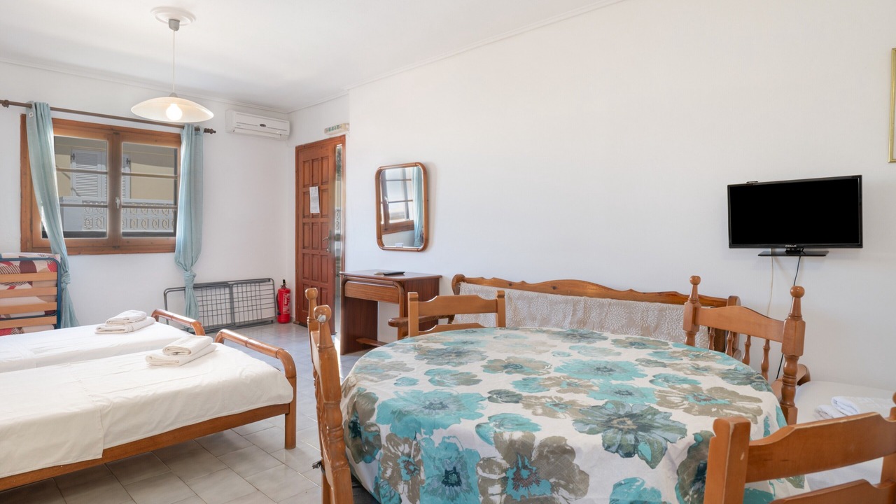 Photo of Bedroom in Batsi