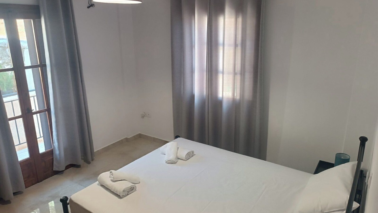 Photo of Bedroom in Dhrakata