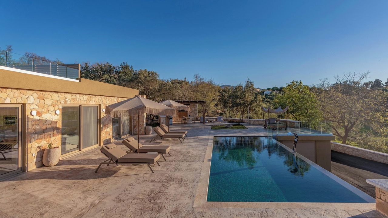 Photo of Outdoor in Margarites