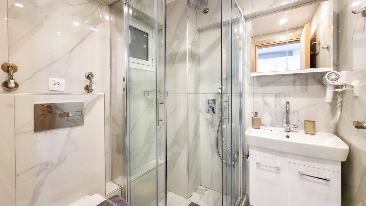 Photo of Bathroom in Katerini
