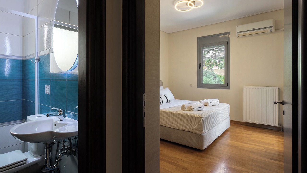 Photo of Bathroom in Anavyssos