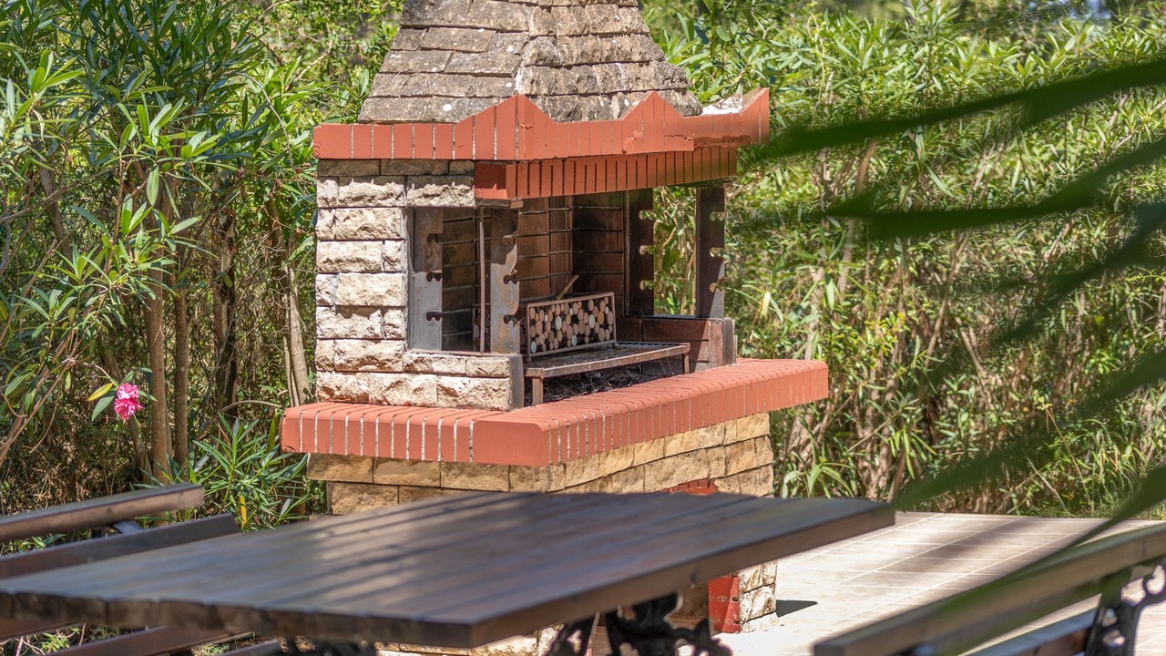 Photo of Outdoor in Sane