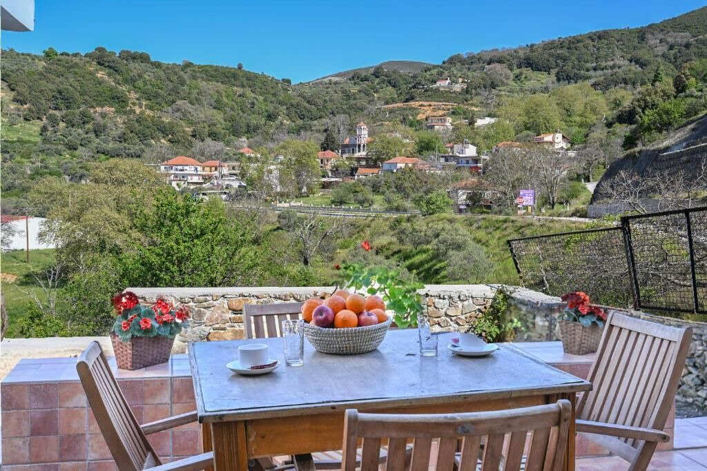 Photo of Outdoor in Elos
