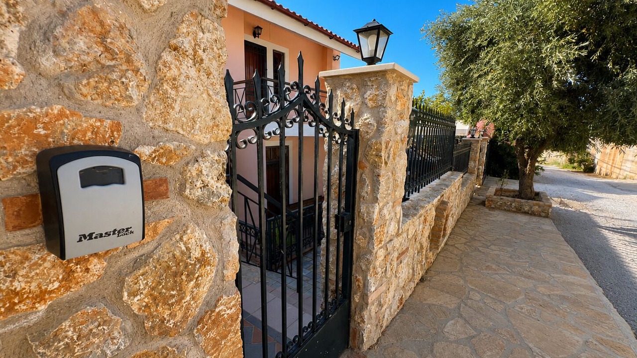 Photo of Outdoor in Lagonissi
