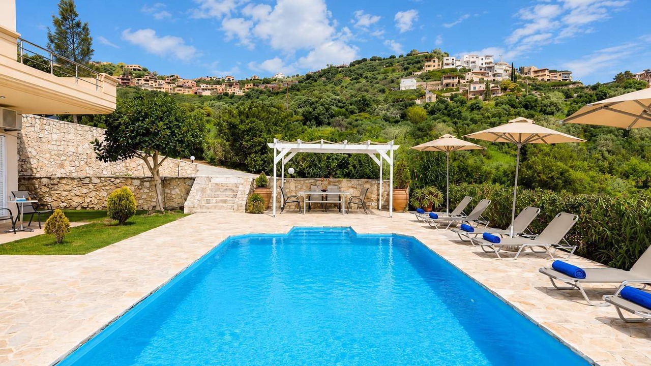 Photo of Outdoor in Exopoli