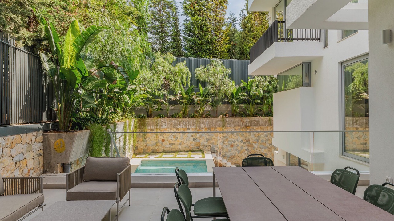 Photo of Outdoor in Voula
