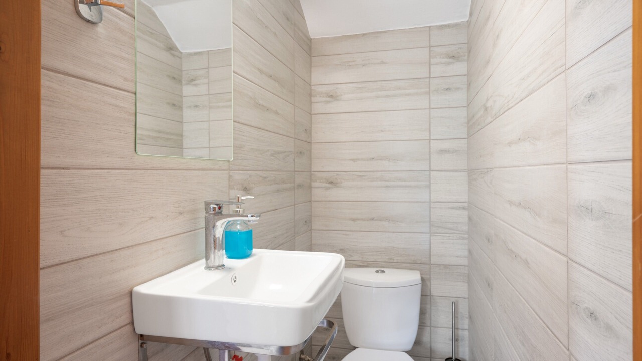 Photo of Bathroom in Viannos