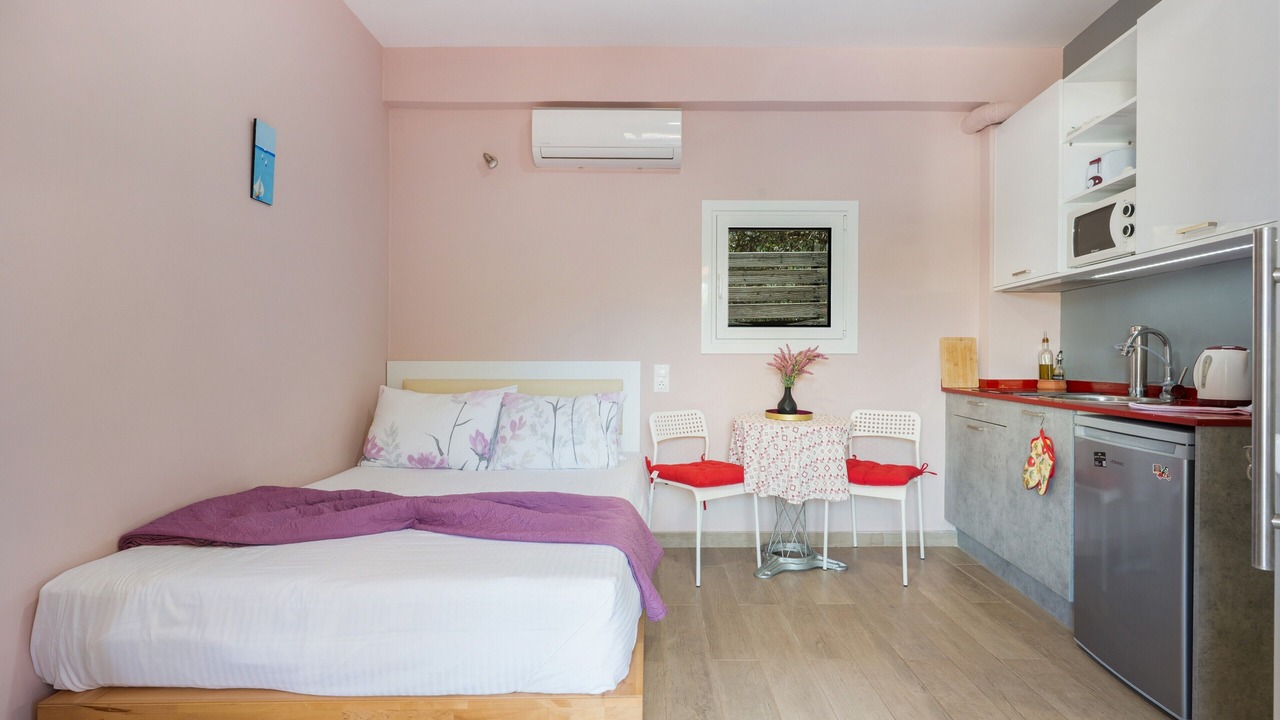Photo of Bedroom in Kato Gouves