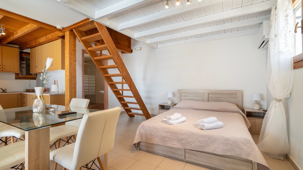 Photo of Bedroom in Mousata