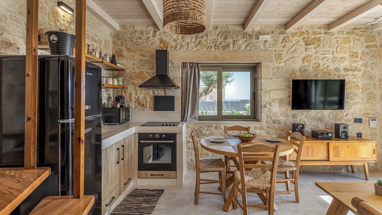 Photo of Kitchen in Minoa Pediada