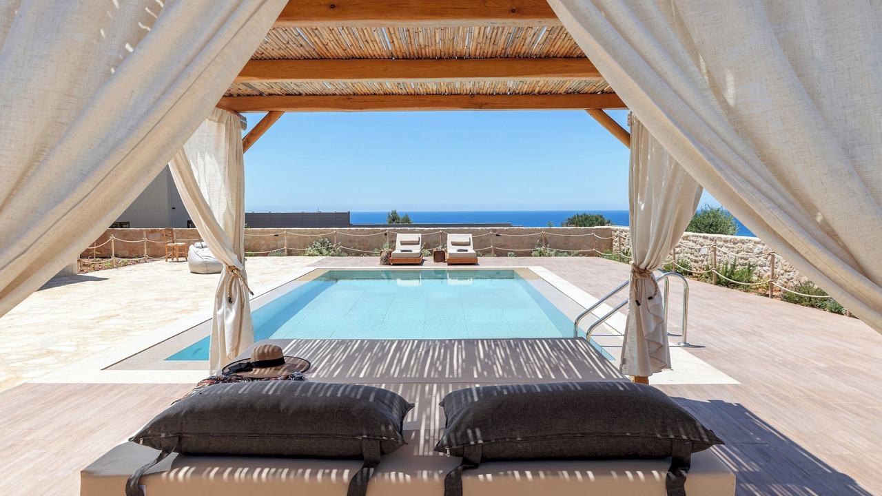 Photo of Outdoor in Minoa Pediada