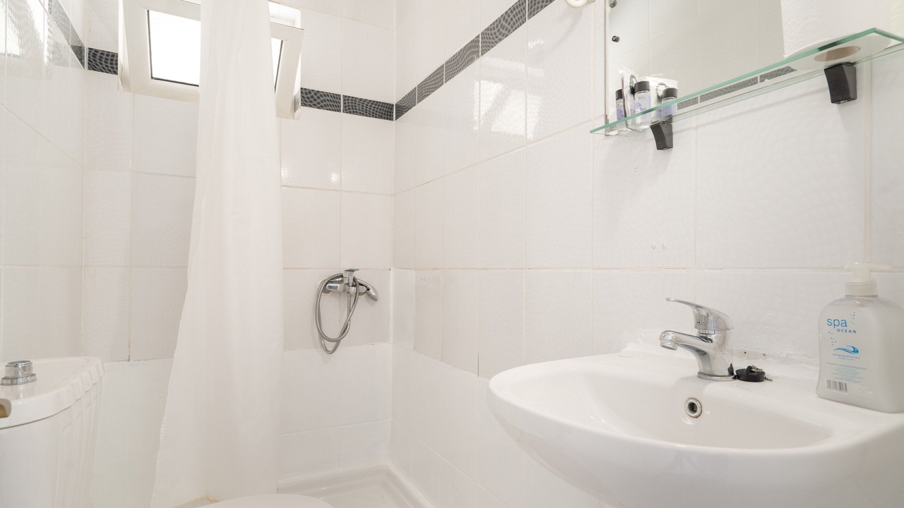 Photo of Bathroom in Episkopos