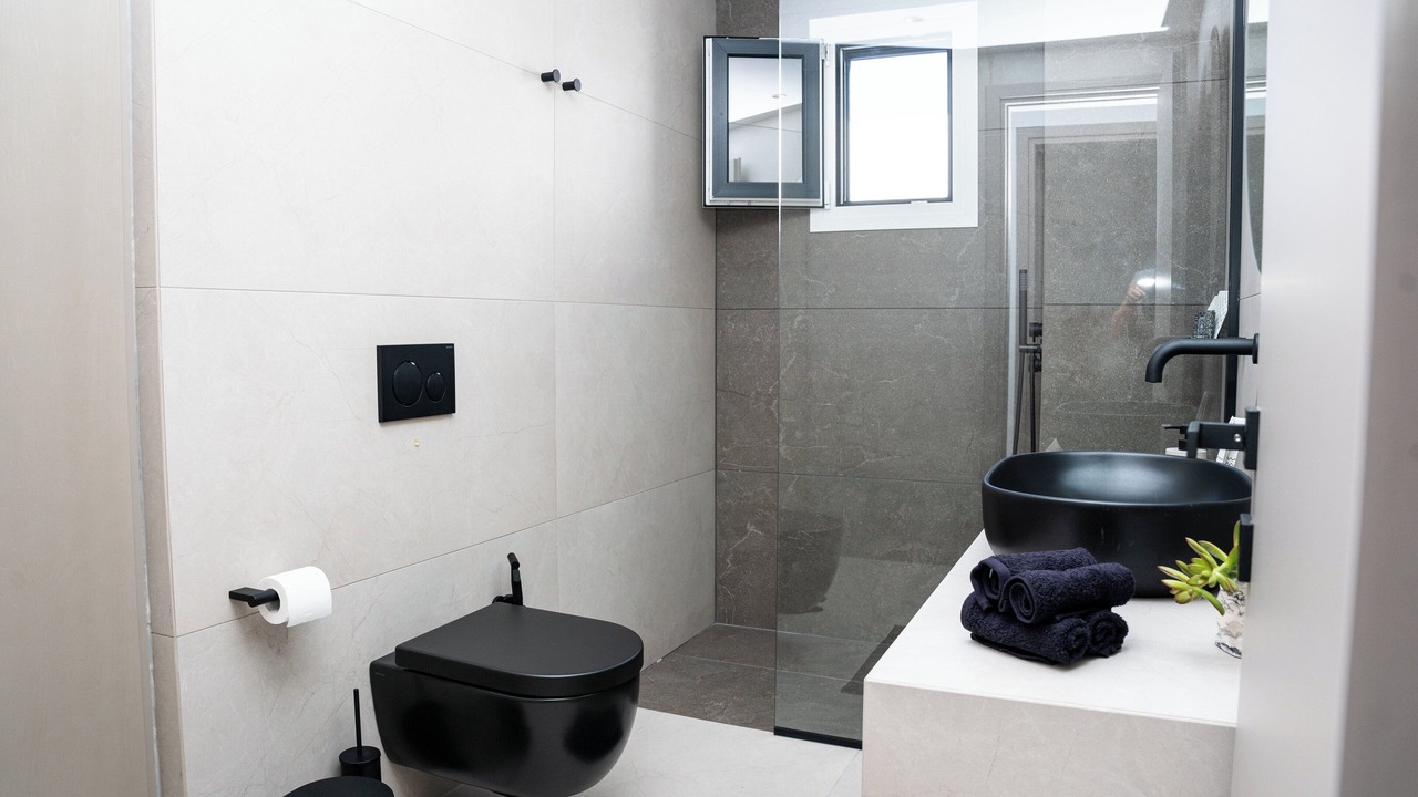Photo of Bathroom in Plaka