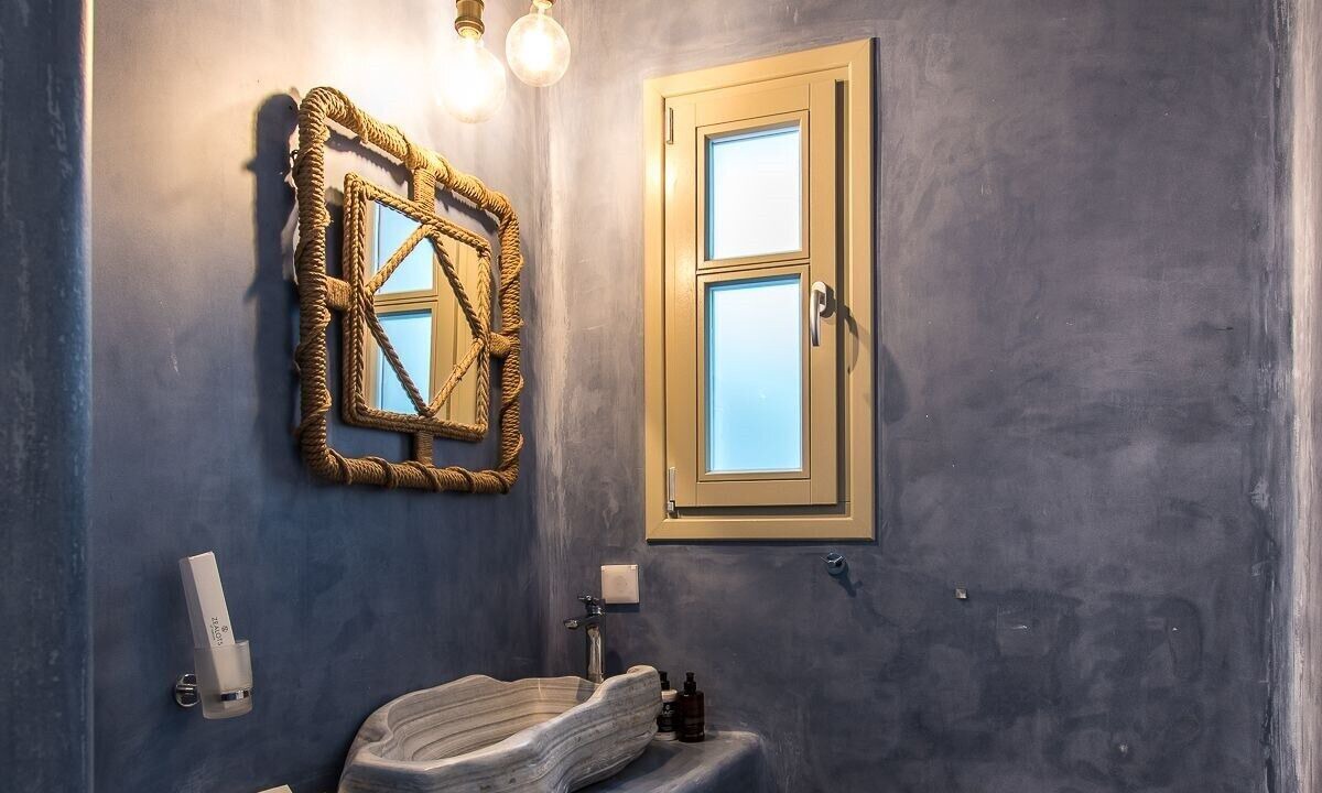 Photo of Bathroom in Akrotiri