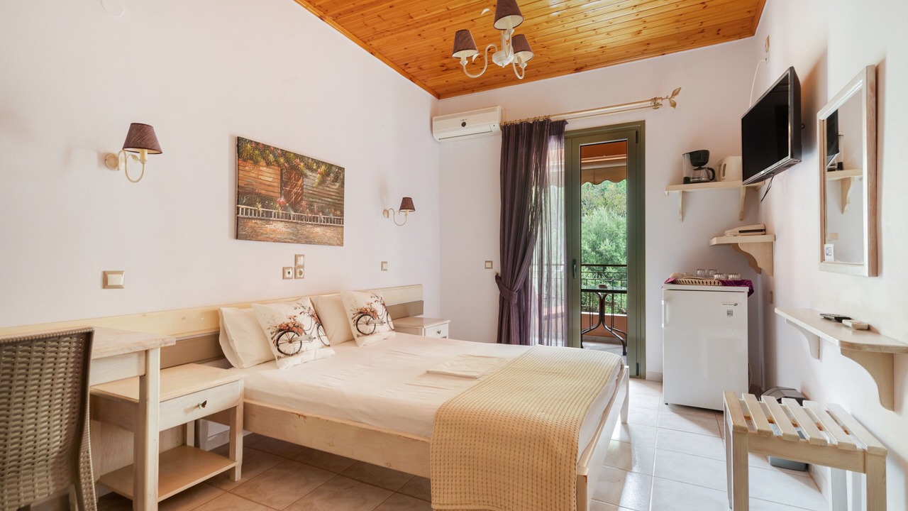 Photo of Bedroom in Kalamitsi
