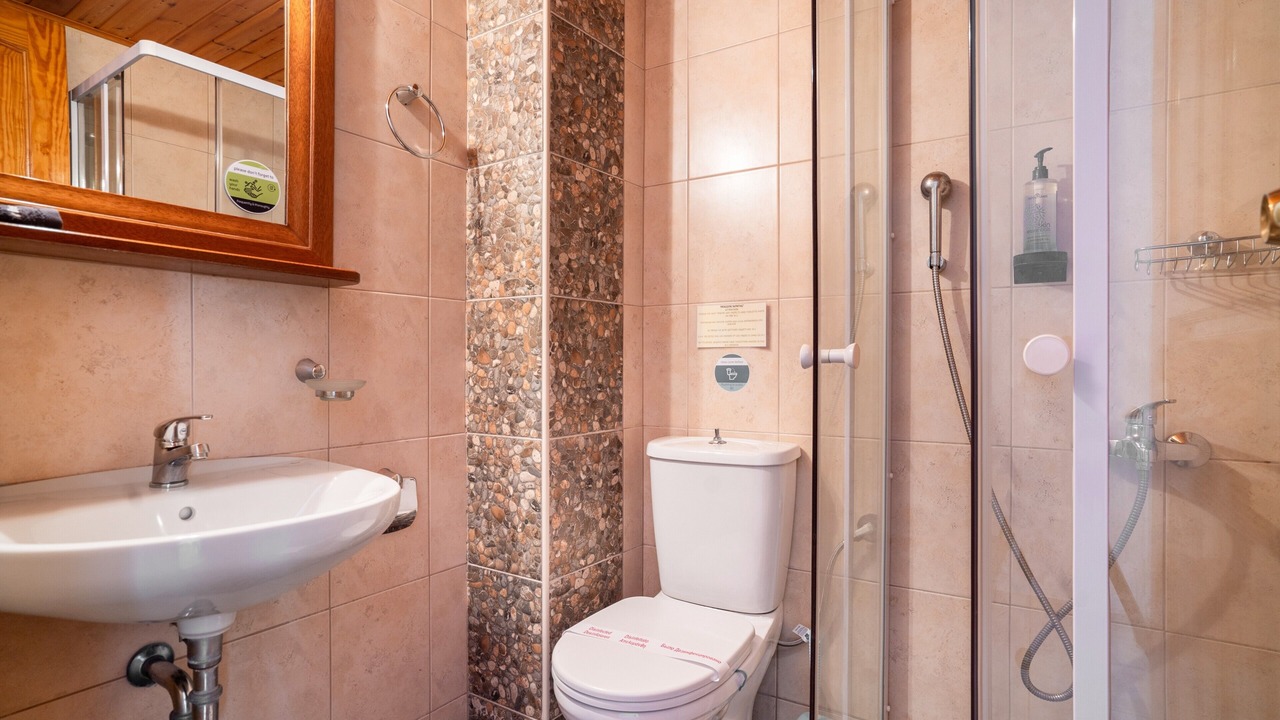 Photo of Bathroom in Kalamitsi