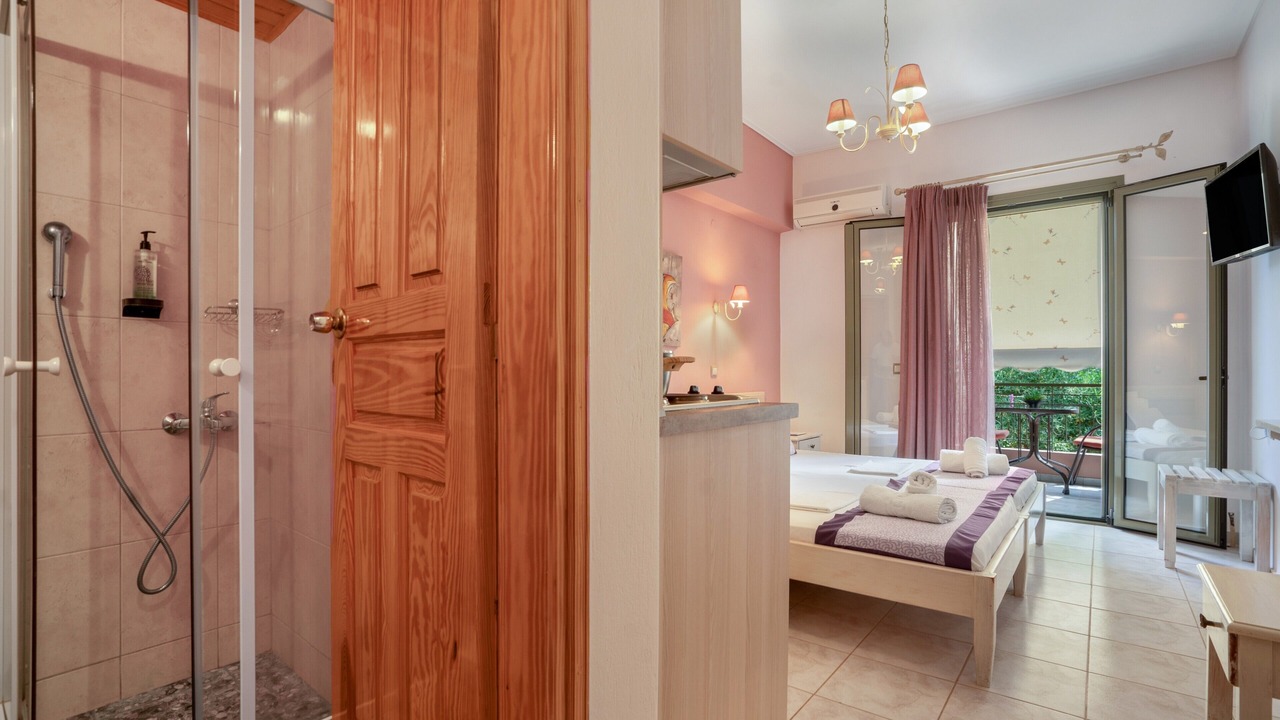 Photo of Bathroom in Kalamitsi