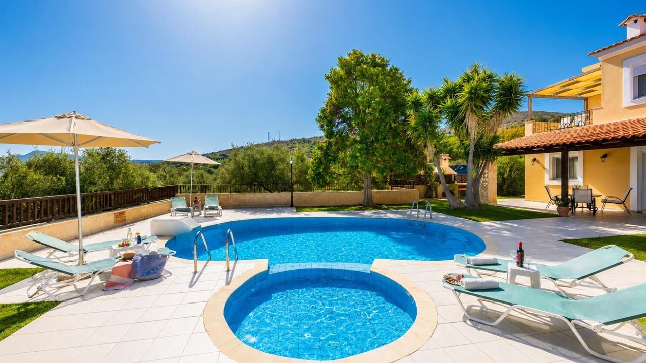 Photo of Outdoor in Gerani