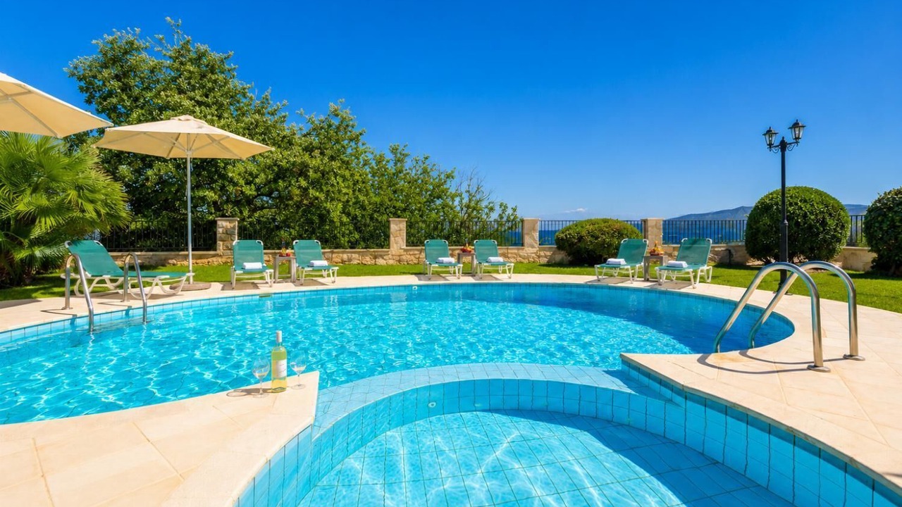 Photo of Outdoor in Gerani