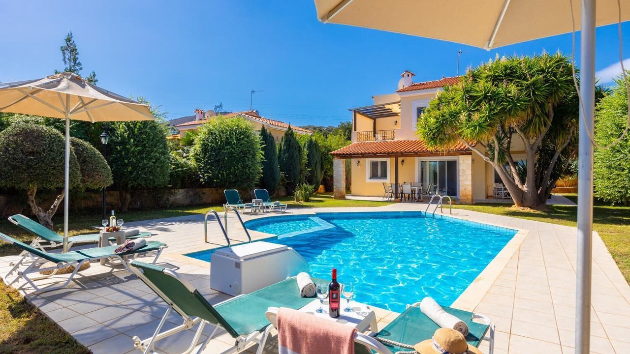 Photo of Outdoor in Gerani