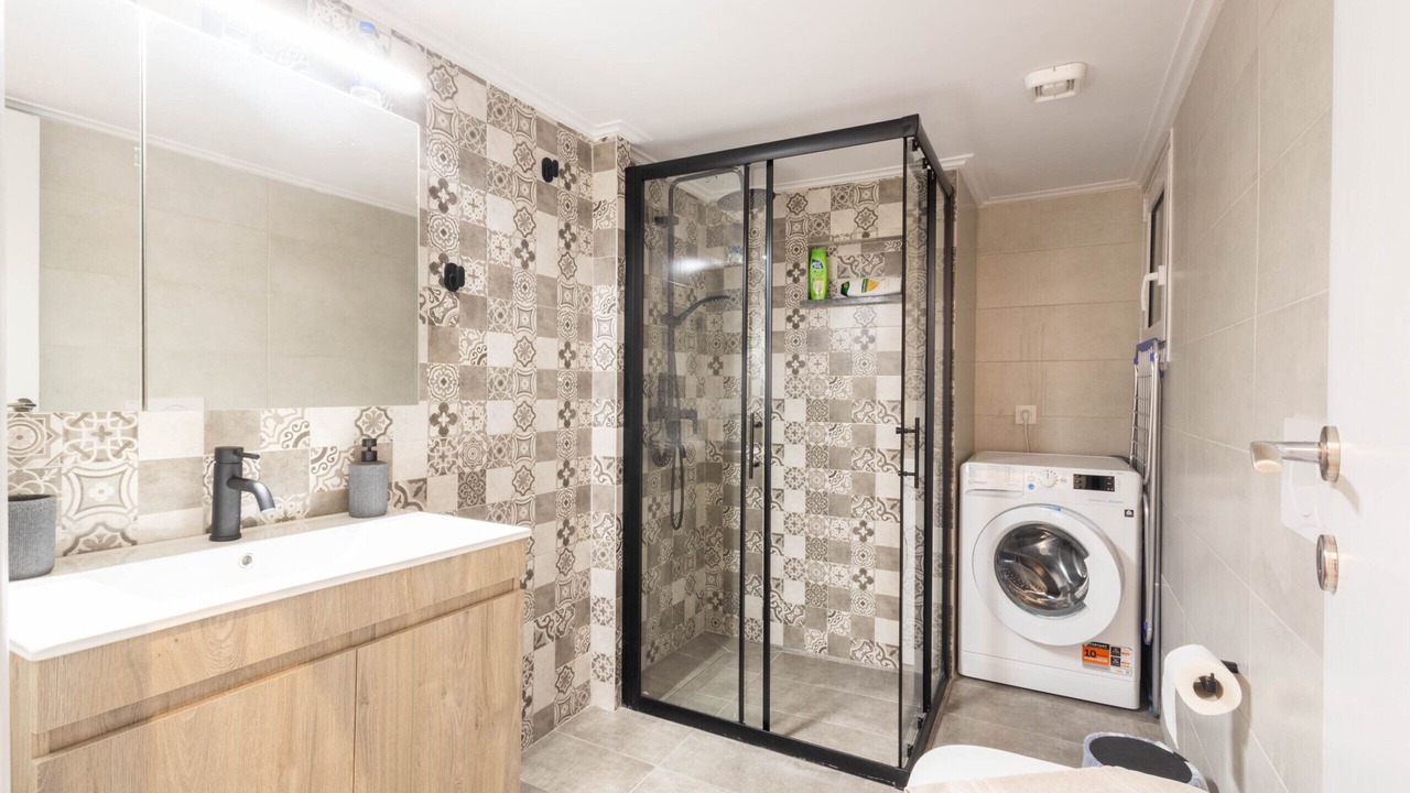 Photo of Bathroom in Ampelokipoi