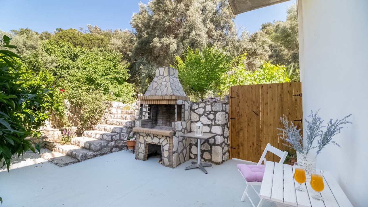 Photo of Outdoor in Vlicho
