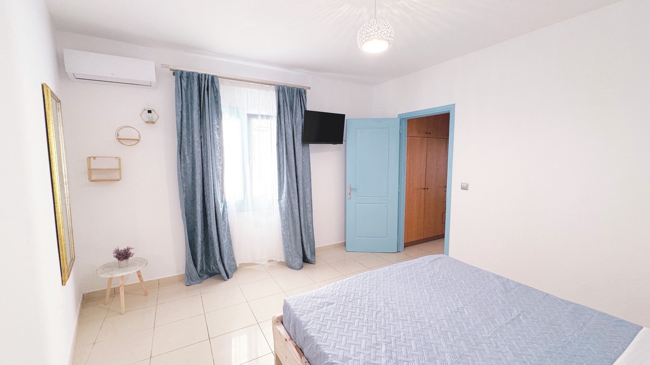 Photo of Bedroom in Fira