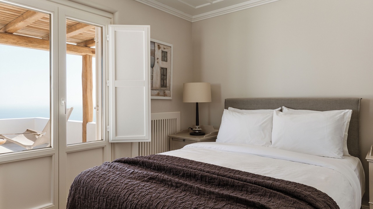 Photo of Bedroom in Imerovigli