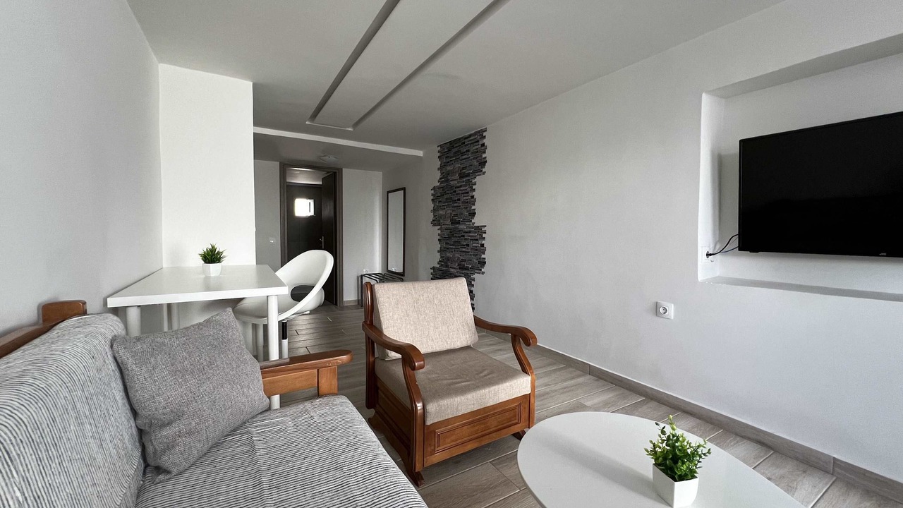 Photo of Livingroom in Emporio