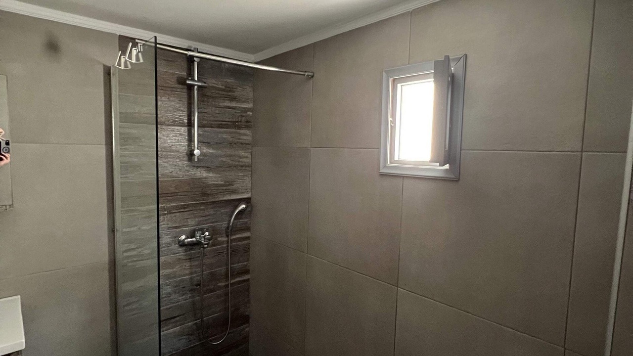 Photo of Bathroom in Emporio