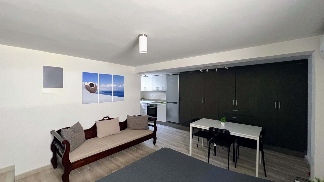 Photo of Bedroom in Emporio