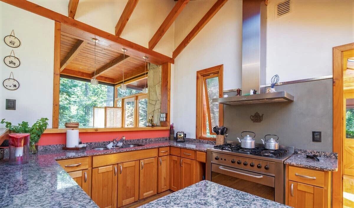 Photo of Kitchen in Villa La Angostura
